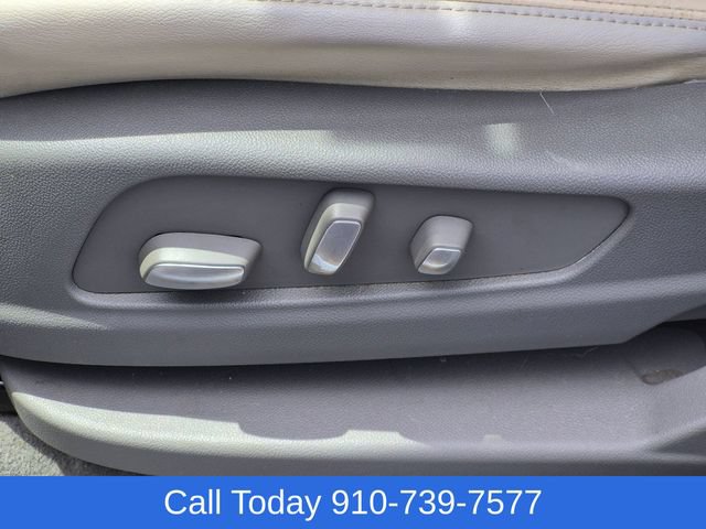 Used 2020 Cadillac XT6 Premium Luxury AWD/4WD image 17