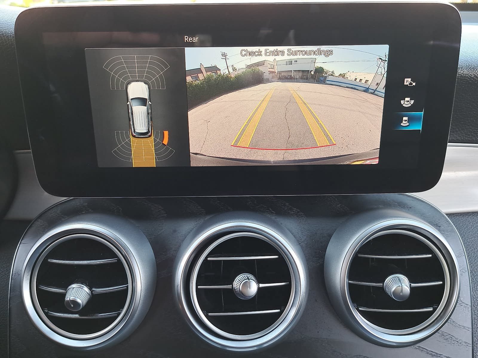 Used 2021 Mercedes-Benz GLC 300 image 26