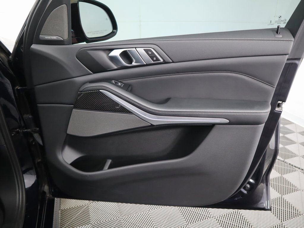 Used 2023 BMW X5 M50i w/ Executive Package image 26