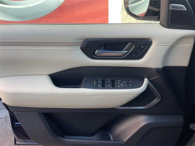 New 2025 Nissan Armada Platinum Reserve image 22