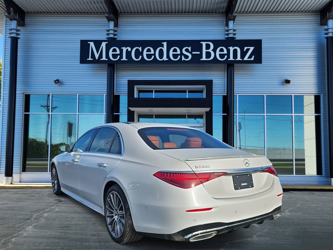 New 2026 Mercedes-Benz S 580 4MATIC Sedan image 4