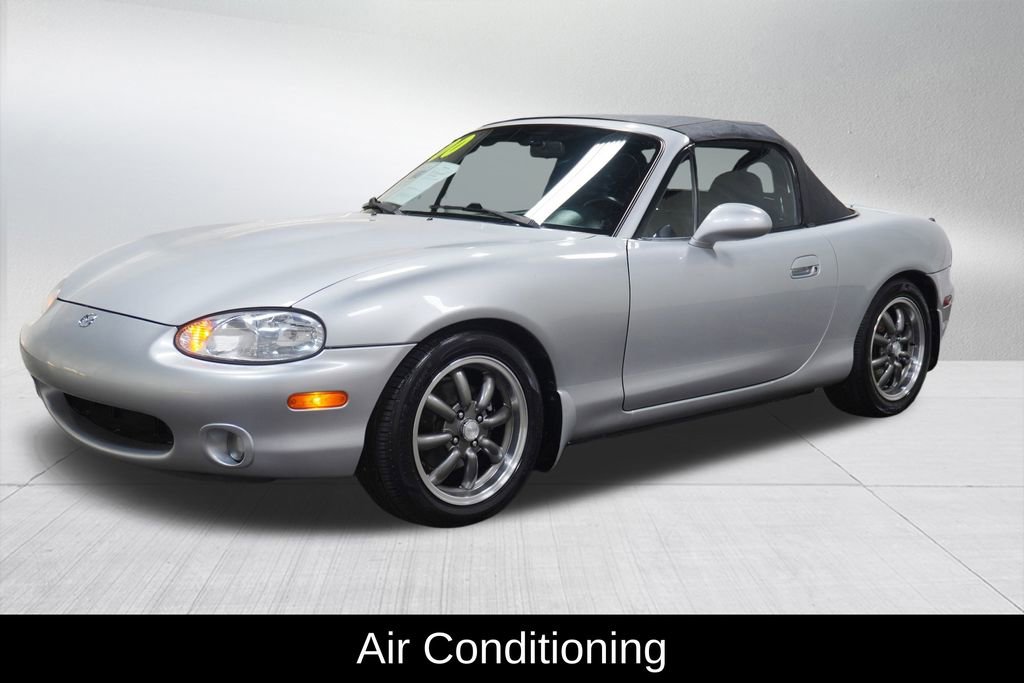 Used 2000 MAZDA MX-5 Miata image 2