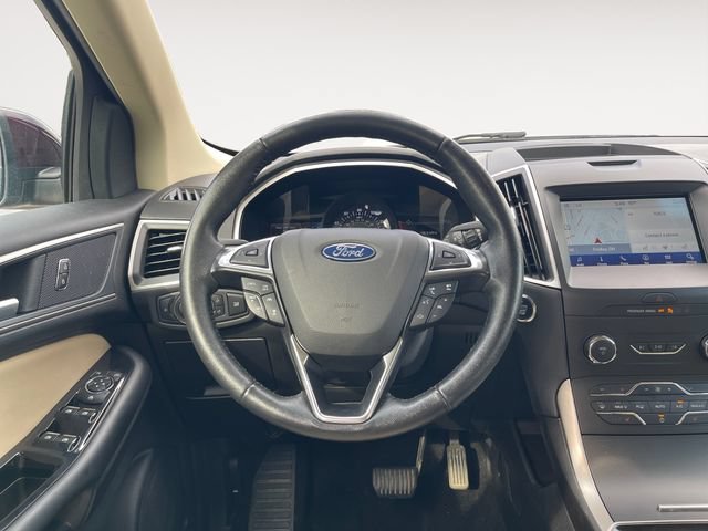 Used 2020 Ford Edge SEL w/ Cold Weather Package AWD/4WD image 12