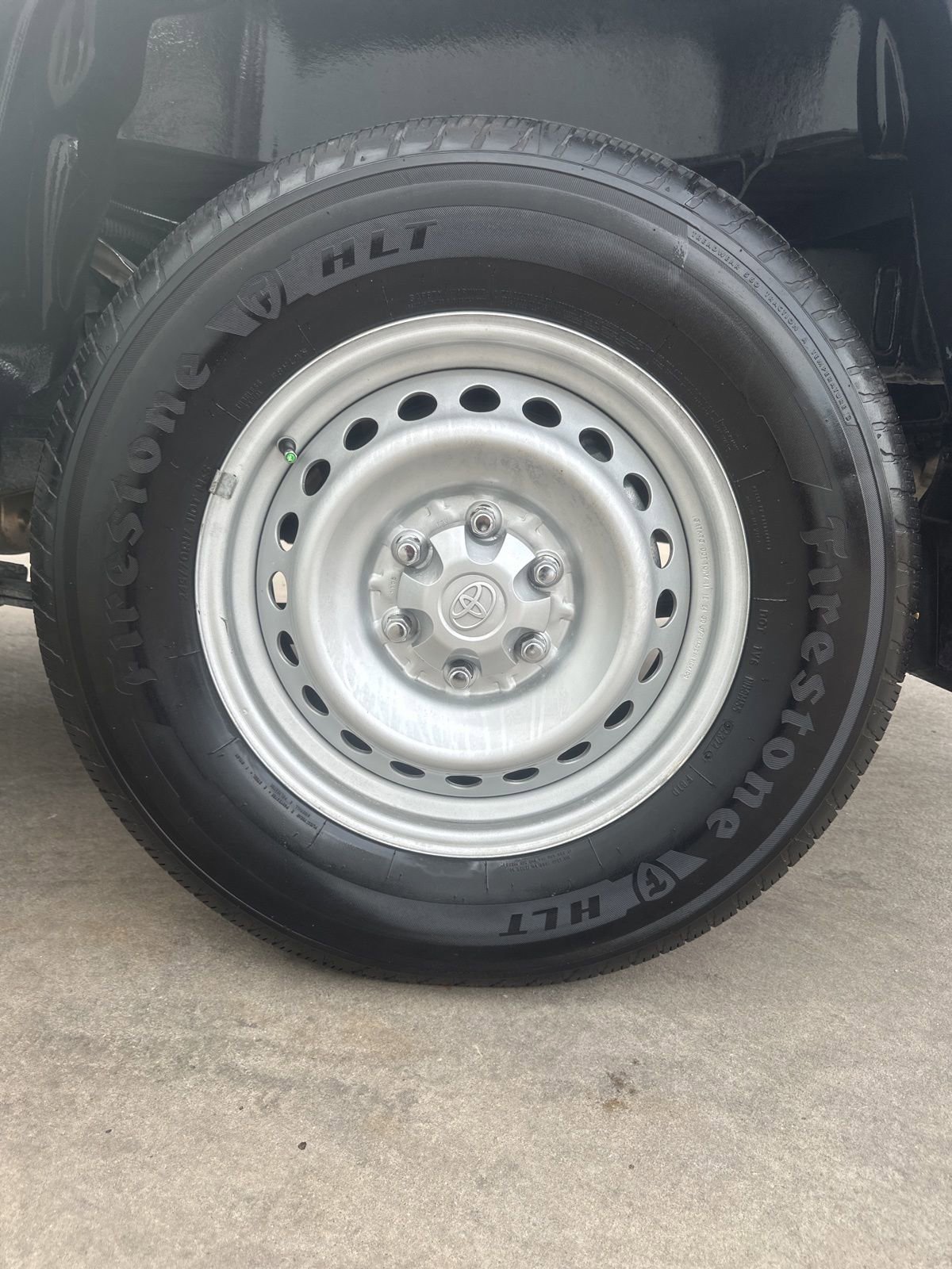 Used 2024 Toyota Tacoma SR image 20