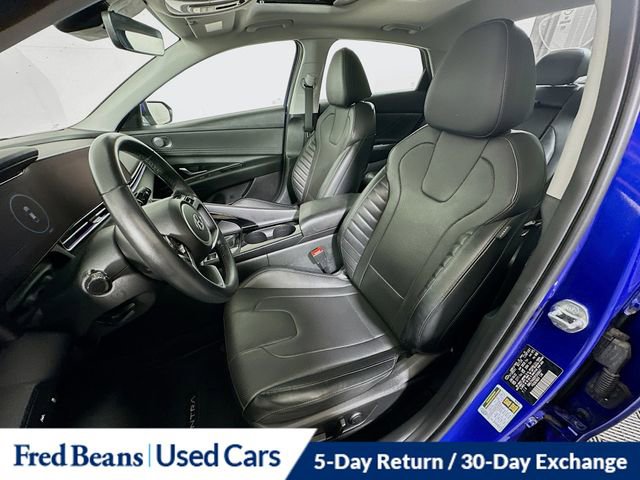Used 2023 Hyundai Elantra Limited image 24