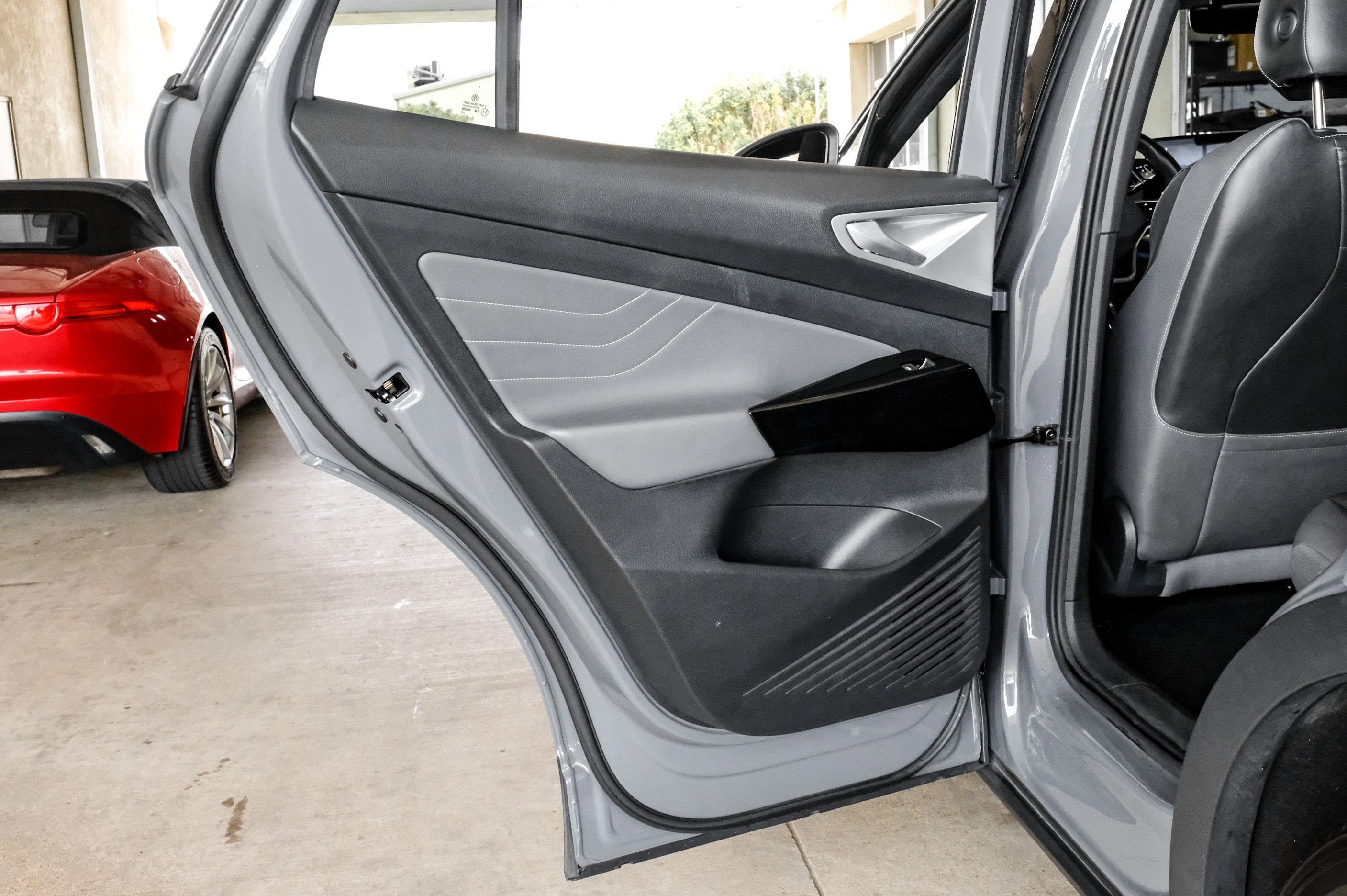 Used 2023 Volkswagen ID.4 Pro S RWD image 47