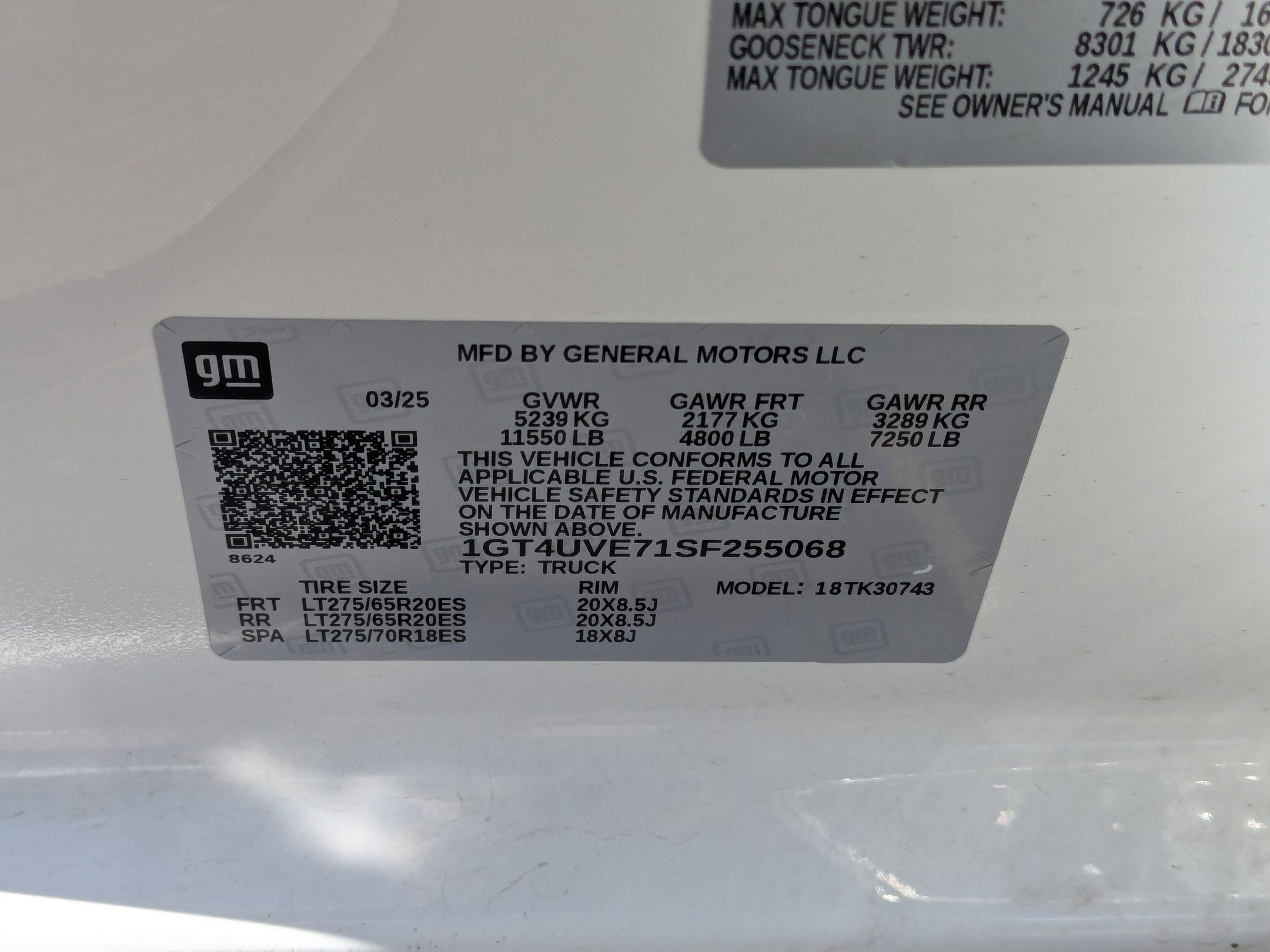 Used 2025 GMC Sierra 3500 AT4 w/ AT4 Preferred Package AWD/4WD image 38