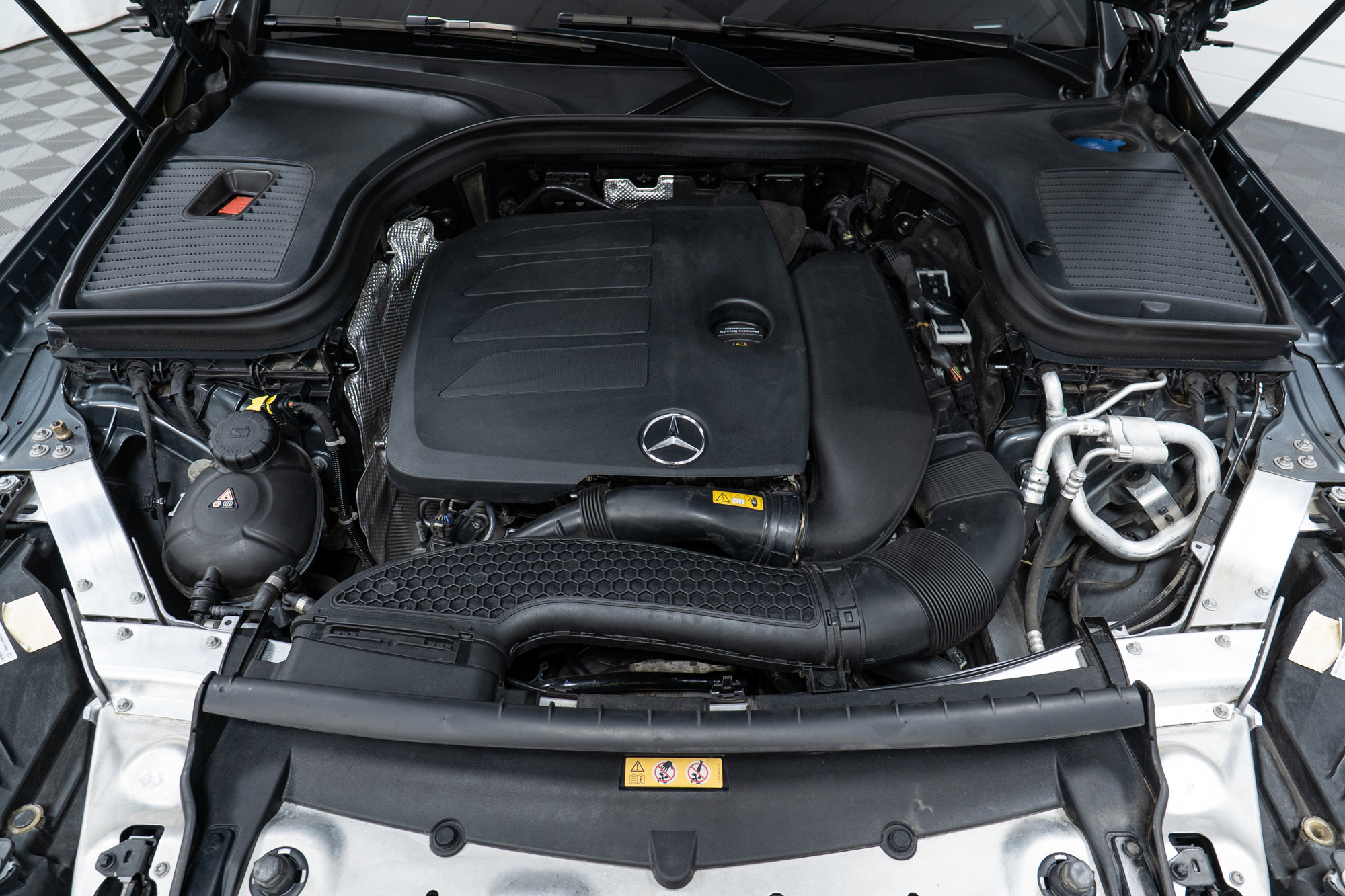 Certified 2021 Mercedes-Benz GLC 300 4MATIC image 9