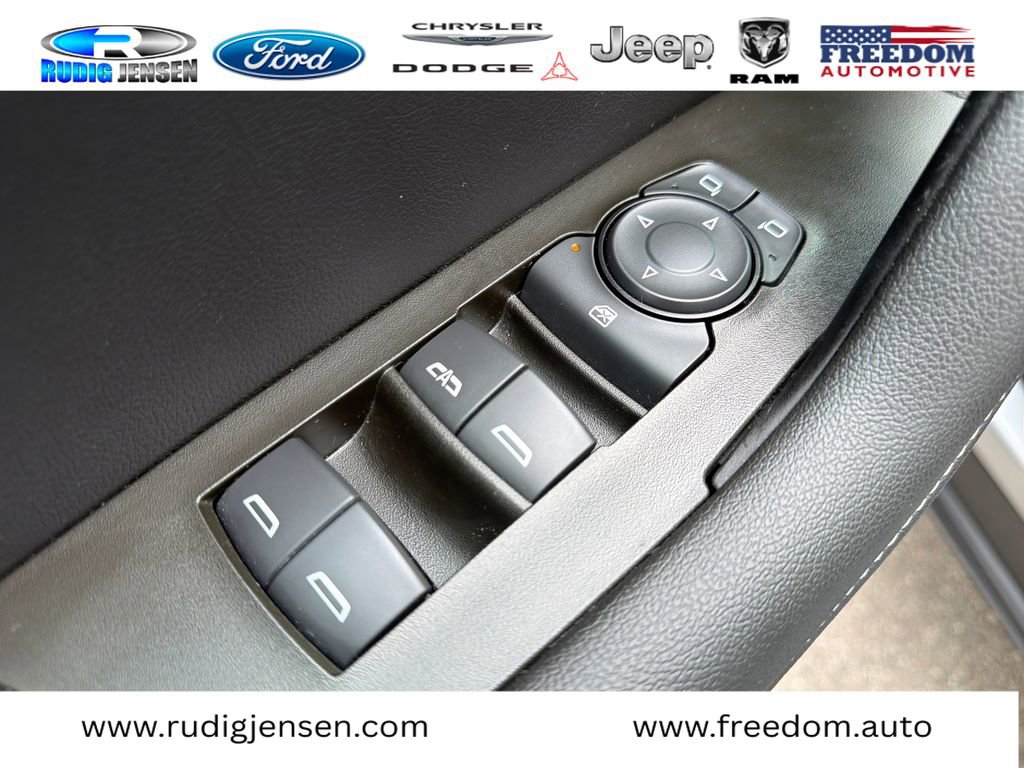 Used 2023 Chevrolet Blazer LT w/ Convenience Package AWD/4WD image 11