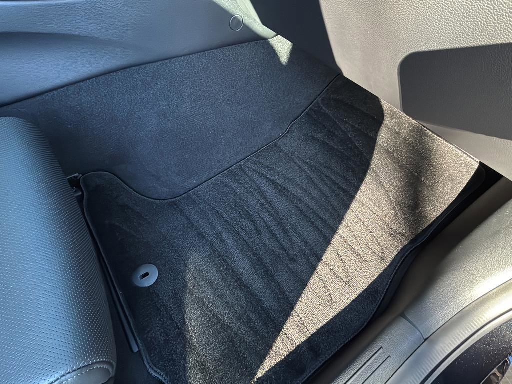 Certified 2026 Genesis G70 2.5T image 38