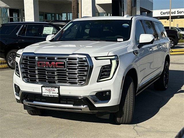 New 2026 GMC Yukon XL Denali w/ Denali Reserve Package image 6