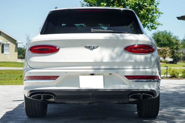 Used 2021 Bentley Bentayga AWD/4WD image 7
