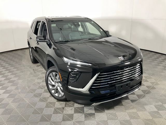 Used 2025 Buick Enclave Preferred image 42