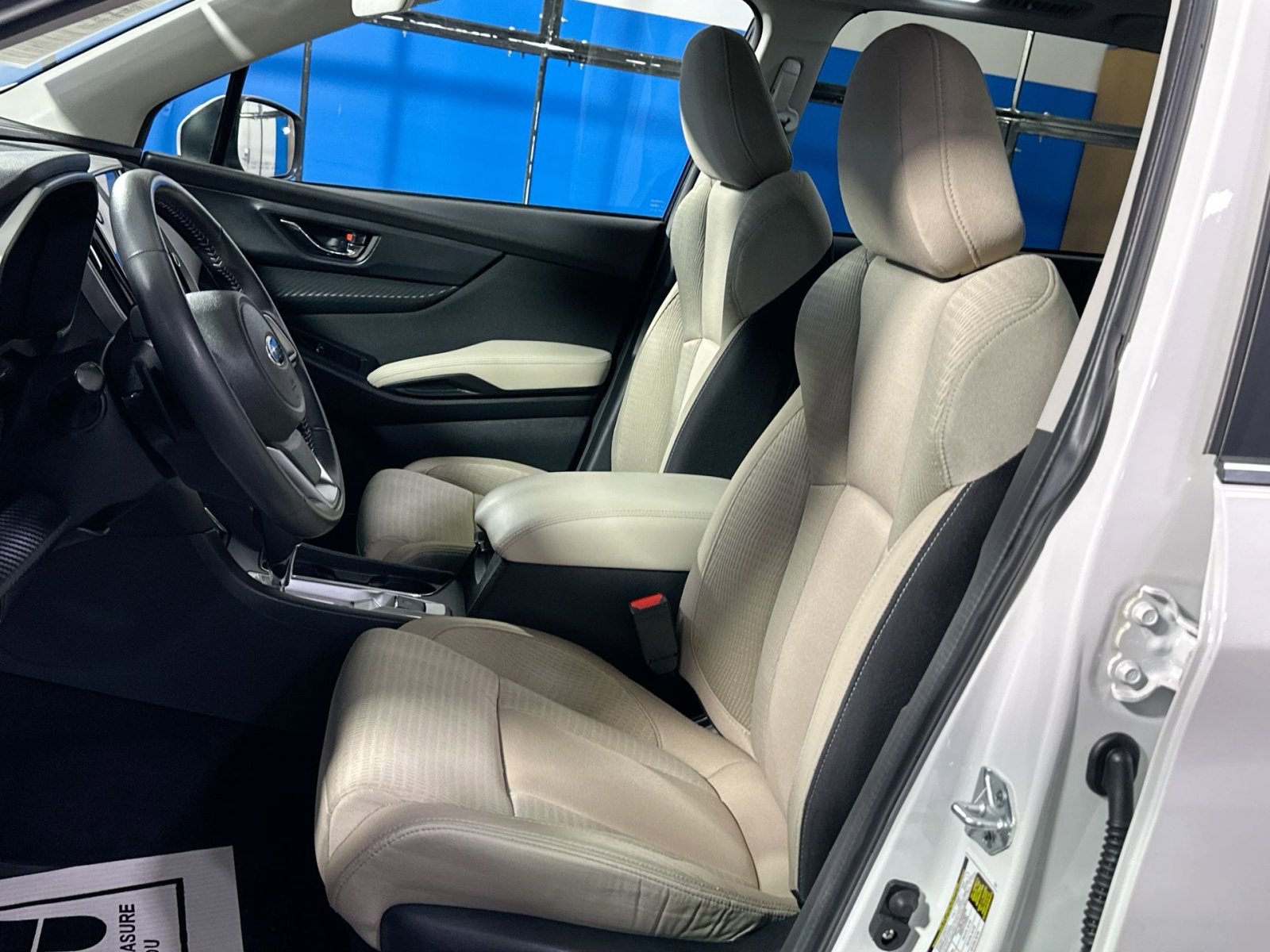 Used 2023 Subaru Ascent Premium w/ Convenience Package image 13