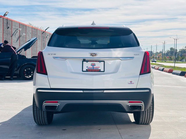 Used 2020 Cadillac XT5 Premium Luxury FWD image 12
