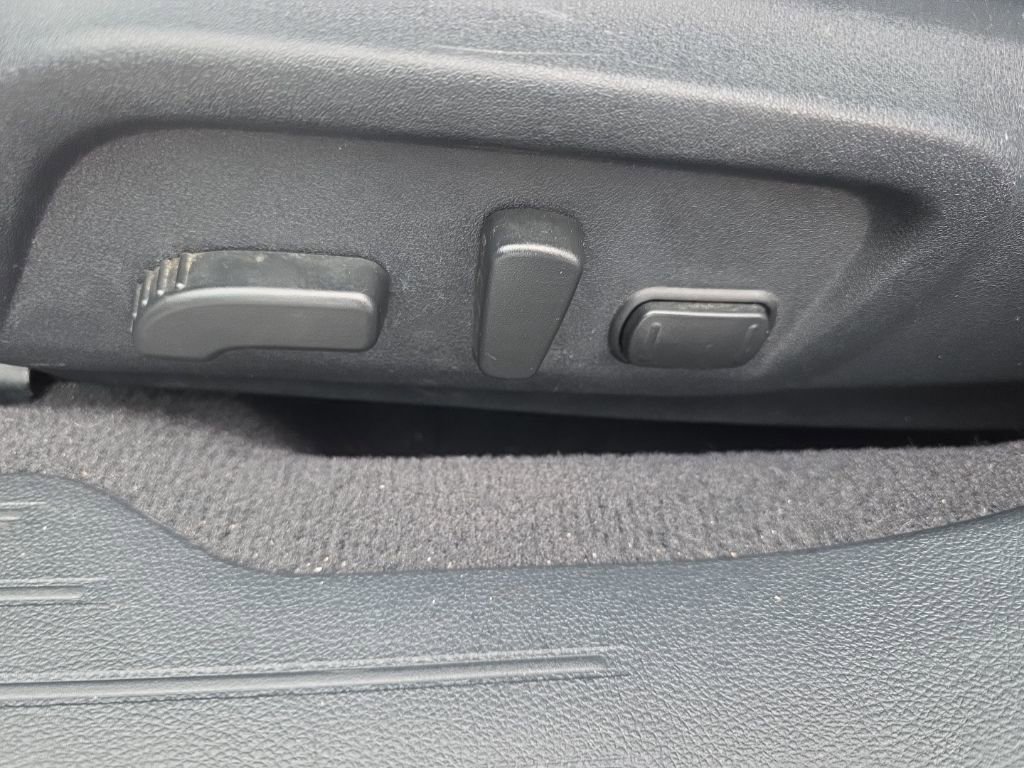 Used 2018 Subaru Outback 2.5i Limited image 17