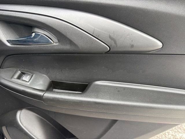 Used 2022 Chevrolet TrailBlazer RS w/ Convenience Package image 35