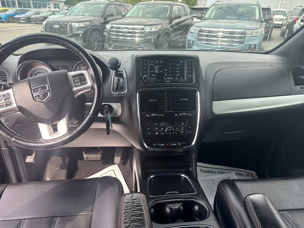 Used 2018 Dodge Grand Caravan GT FWD image 28