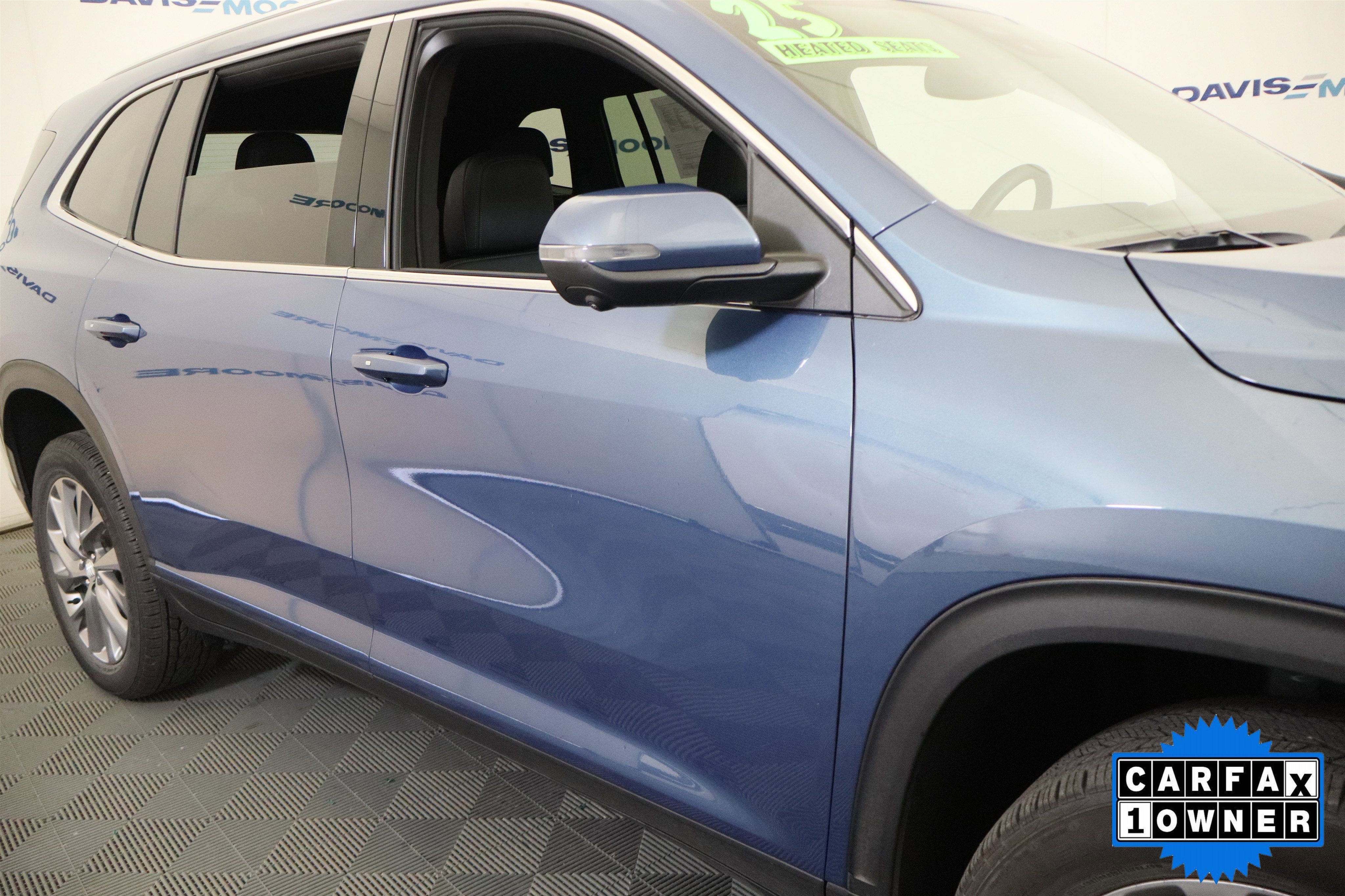 Used 2025 Buick Enclave Preferred FWD image 4