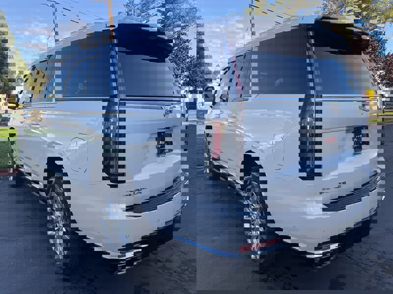 Used 2021 Cadillac Escalade ESV Premium Luxury w/ Driver Assist Tech Package image 11