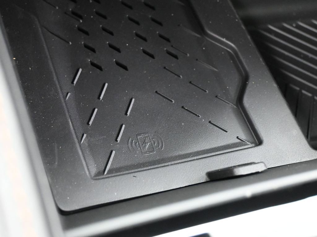 New 2026 Chrysler Pacifica Pinnacle image 23