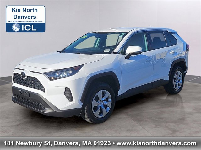 Used 2022 Toyota RAV4 LE image 1
