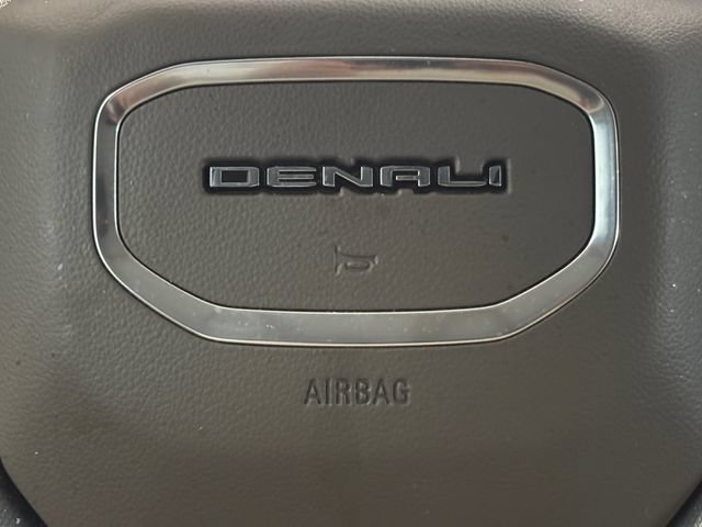 Used 2022 GMC Yukon XL Denali AWD/4WD image 13