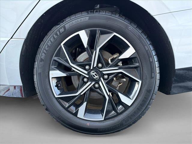 Used 2025 Hyundai Sonata SEL image 9