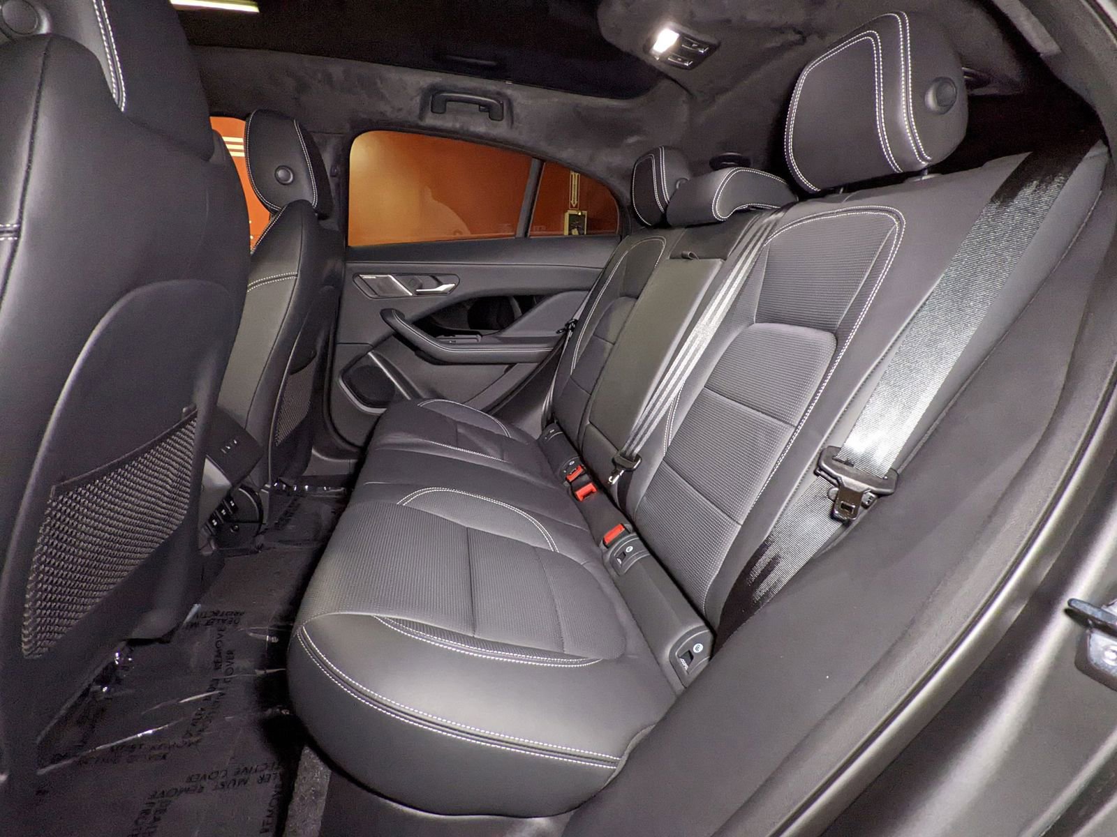 New 2024 Jaguar I-PACE R-Dynamic HSE image 16