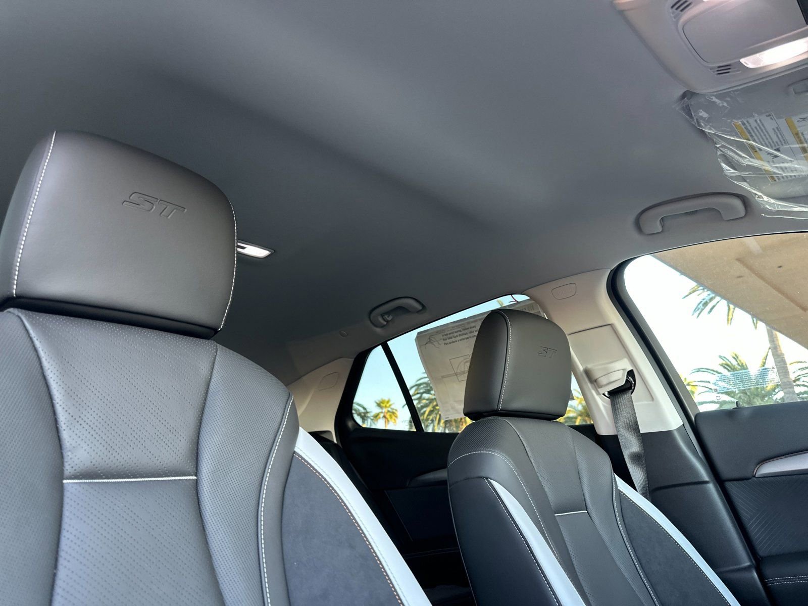 New 2026 Buick Envision Sport Touring image 17