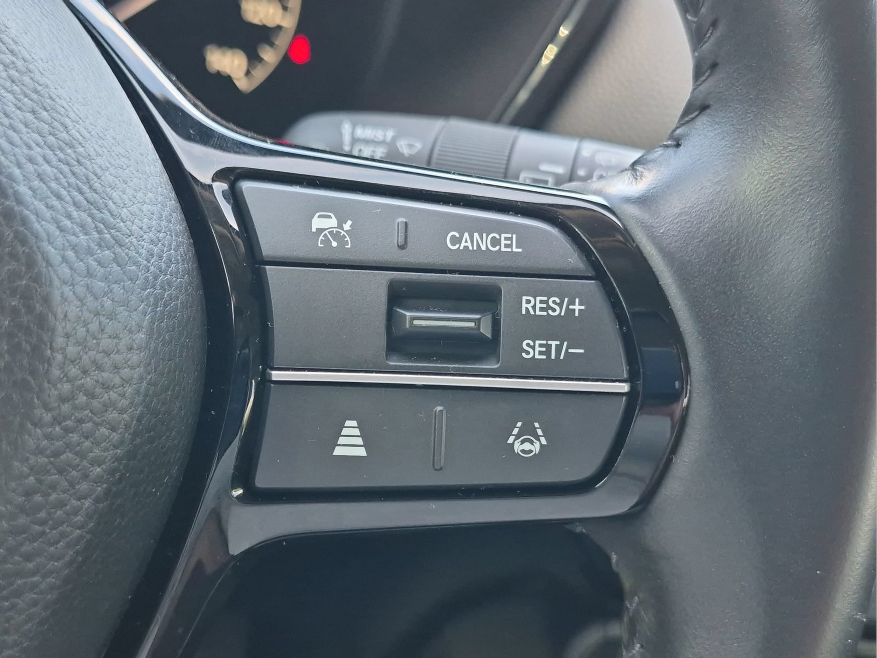 Used 2025 Honda CR-V EX-L image 10
