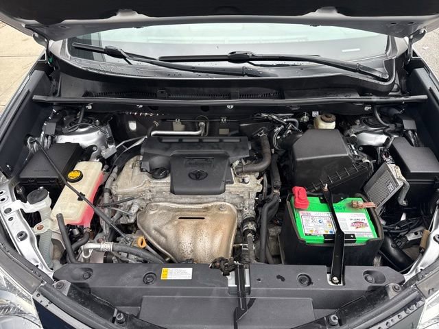 Used 2017 Toyota RAV4 SE image 65