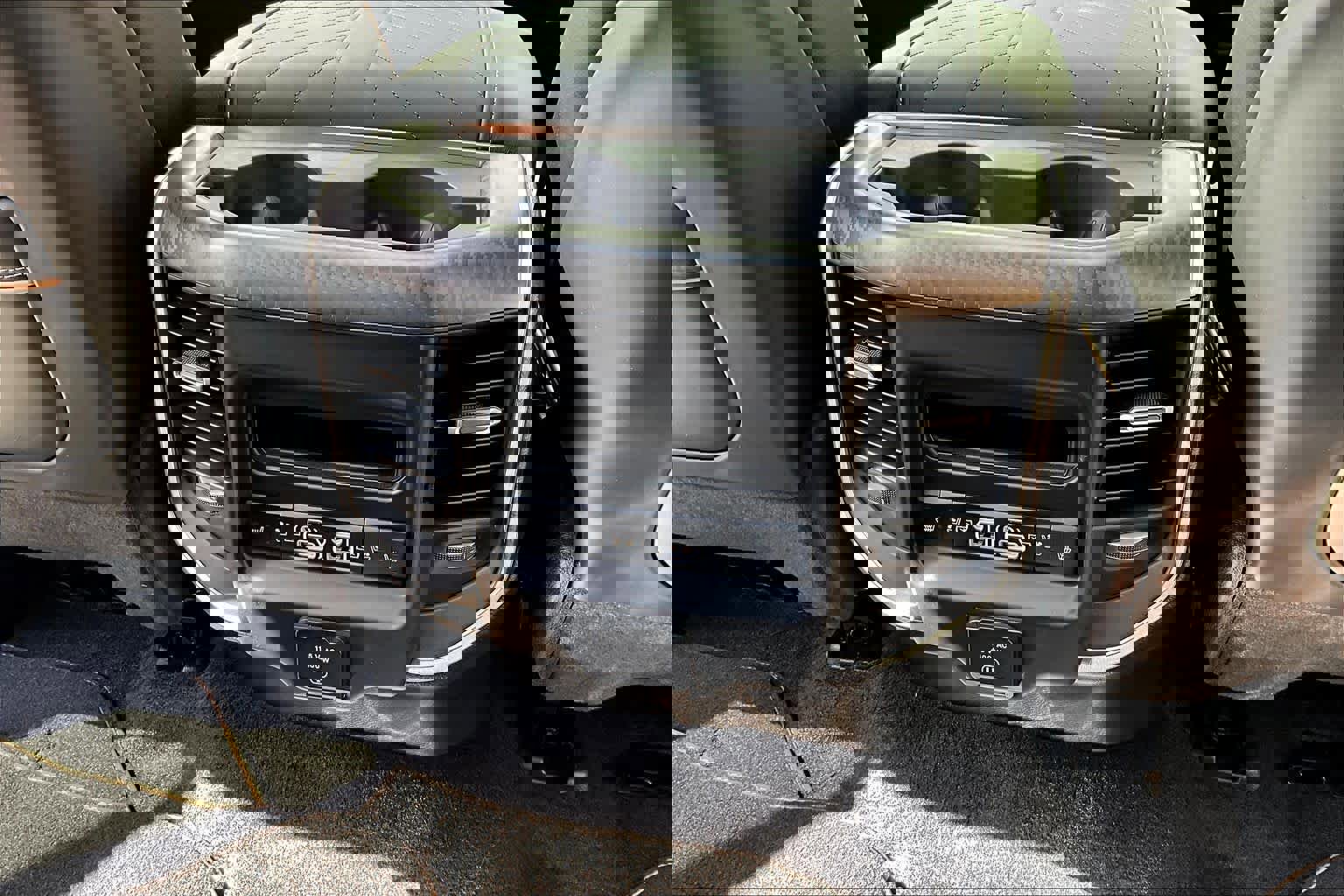 Used 2026 RAM 1500 Tungsten w/ Bed Utility Group AWD/4WD image 32