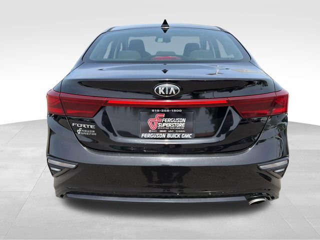 Used 2020 Kia Forte LXS FWD image 6