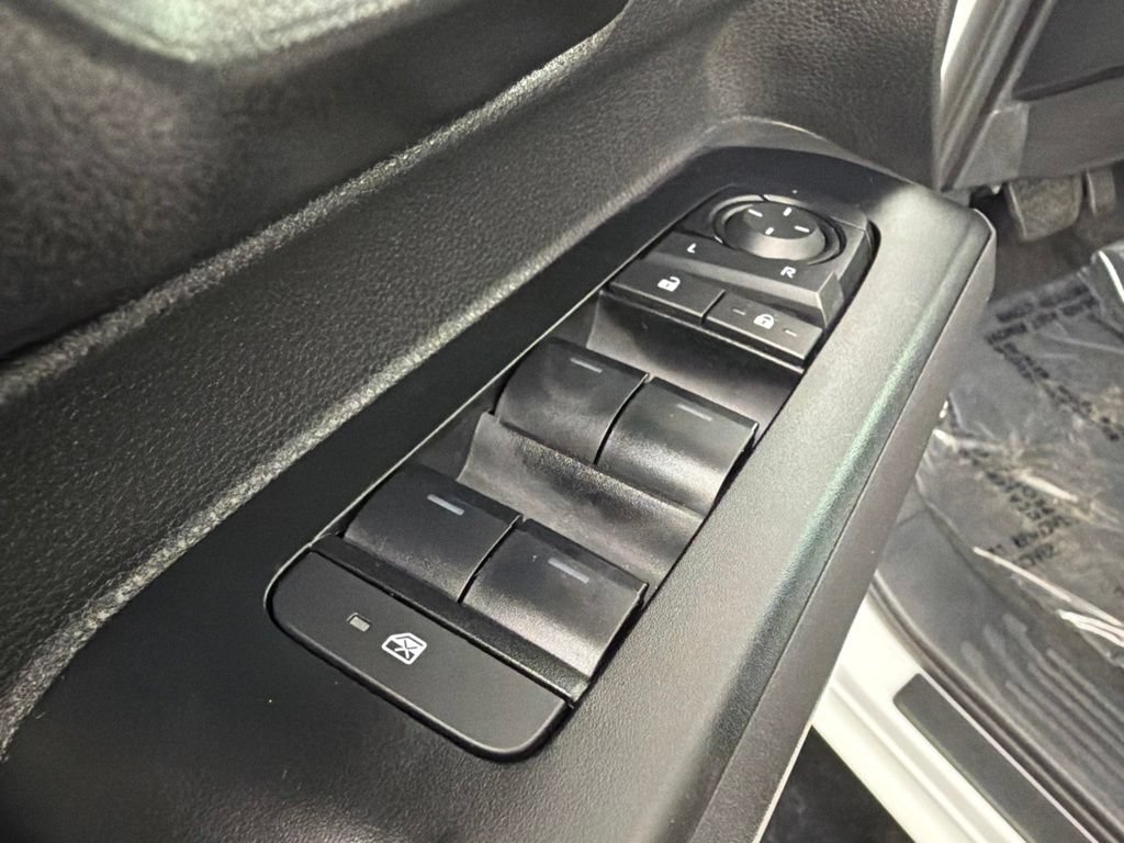 Certified 2026 Toyota Tacoma SR5 RWD image 19