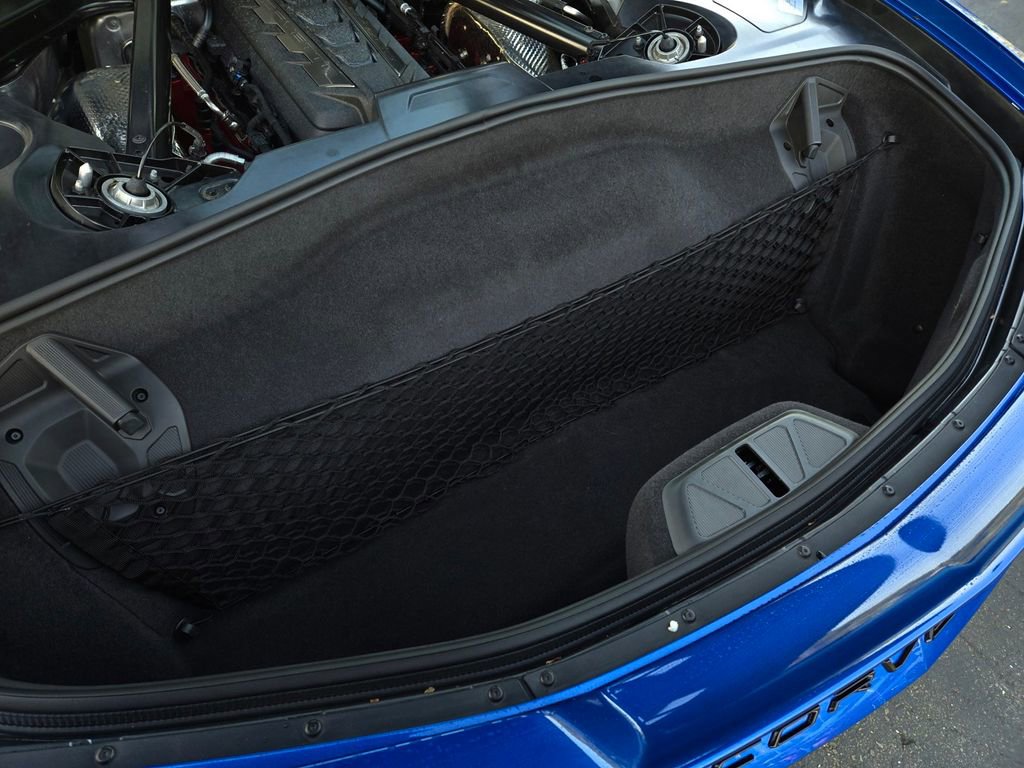 Used 2020 Chevrolet Corvette Stingray Premium Cpe w/ 3LT Preferred Equipment Group image 37