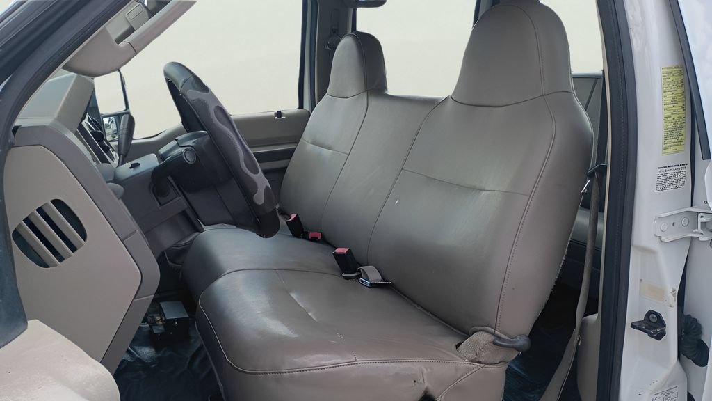 Used 2008 Ford F350 XL RWD image 17