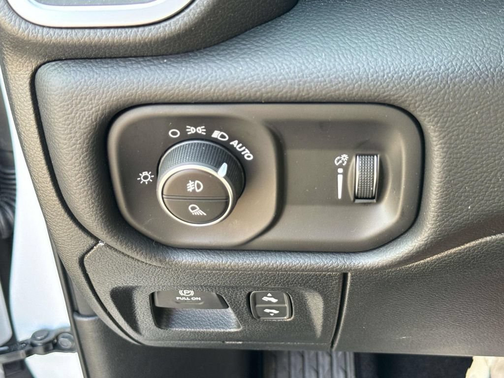 New 2026 RAM 1500 Big Horn w/ Night Edition AWD/4WD image 24