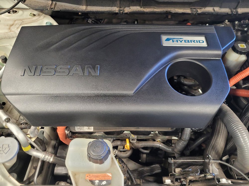 Used 2017 Nissan Rogue SL w/ SL HEV Premium Package FWD image 30