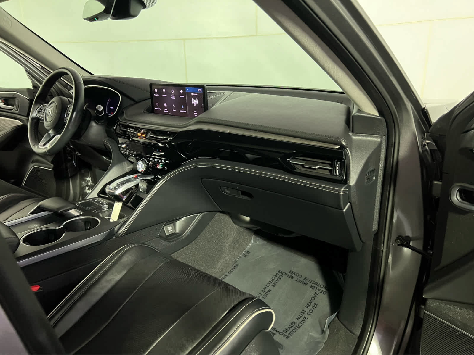 Certified 2023 Acura MDX SH-AWD w/ Advance Package image 33