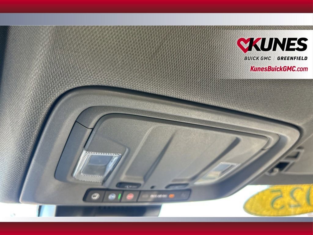 Used 2025 Chevrolet Silverado 1500 LT image 26