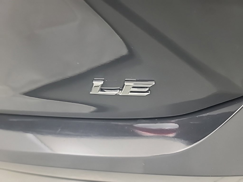 Used 2025 Toyota Camry LE FWD image 13