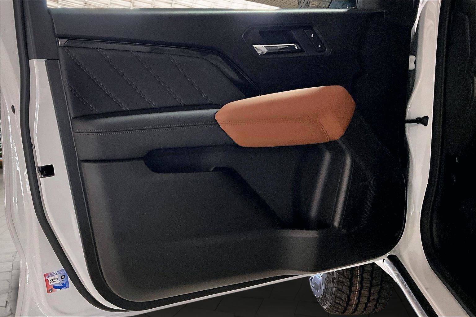 New 2026 GMC Canyon AT4 image 10