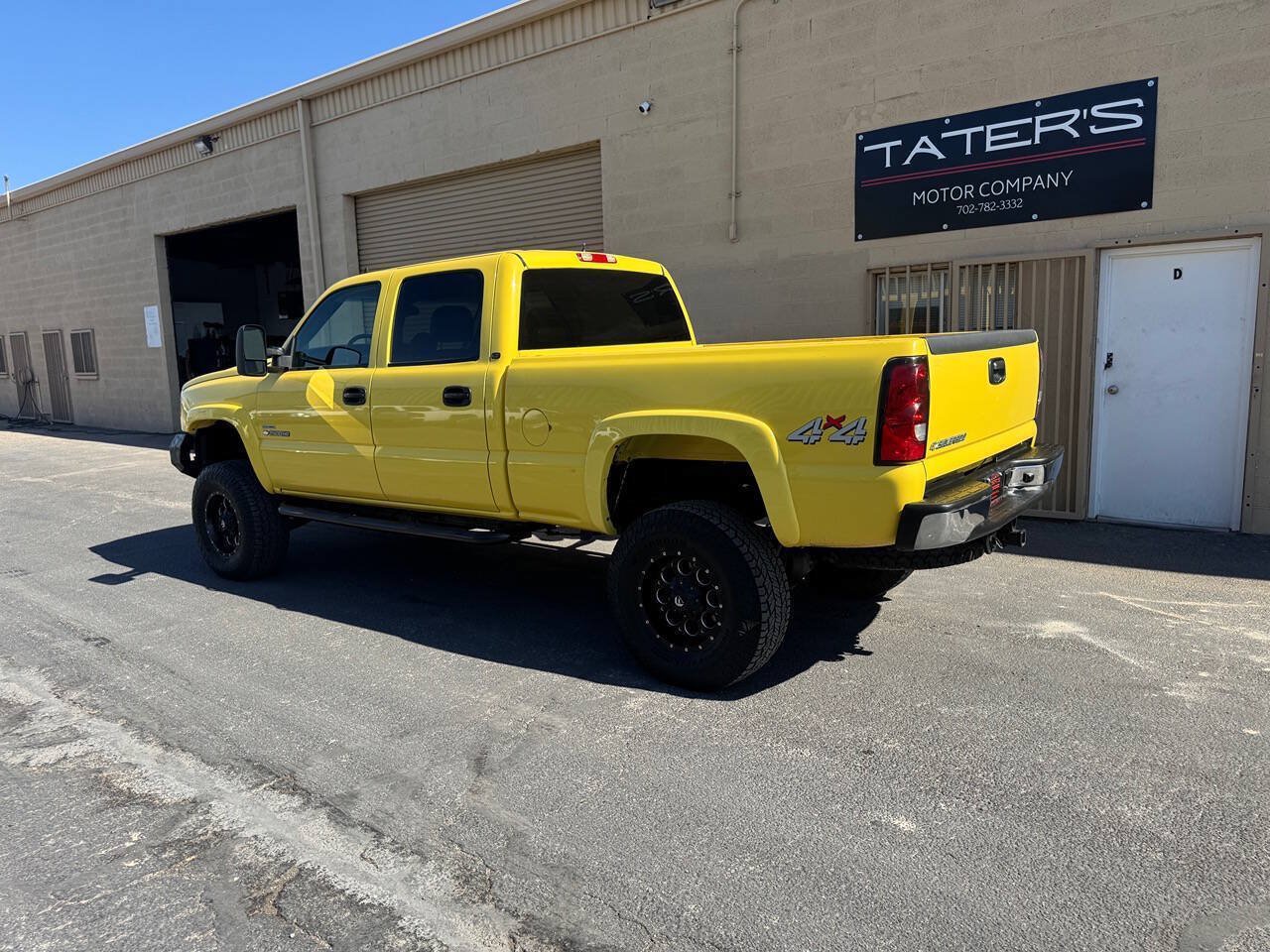 Used 2007 Chevrolet Silverado 2500 LT w/ Heavy-Duty Power Package AWD/4WD image 7