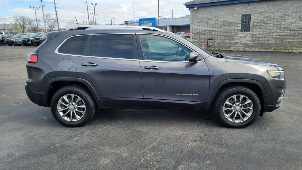 Used 2019 Jeep Cherokee Latitude Plus w/ Cold Weather Group image 14