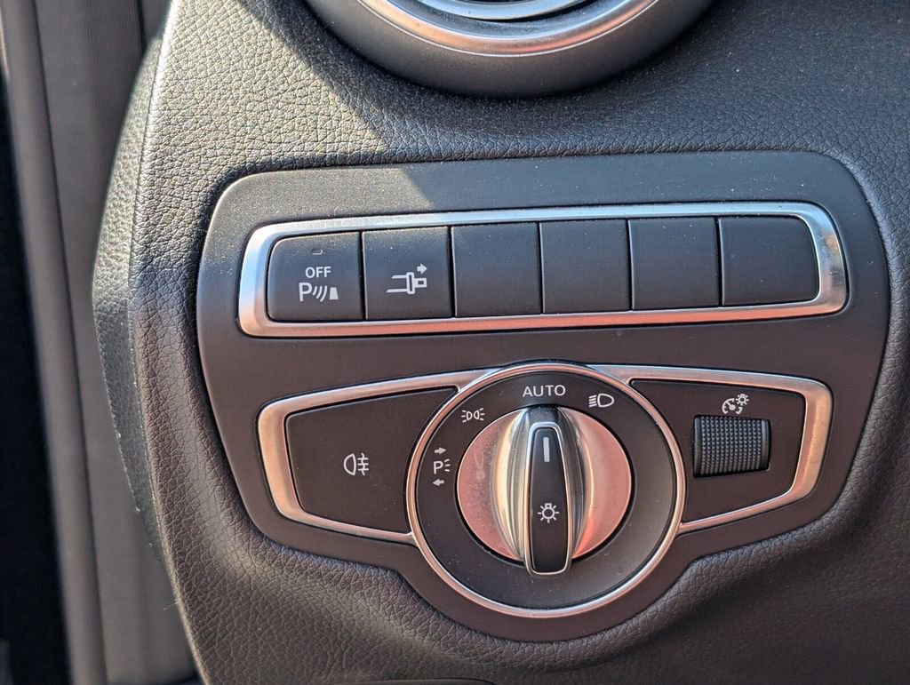 Used 2021 Mercedes-Benz C 43 AMG 4MATIC Cabriolet image 25