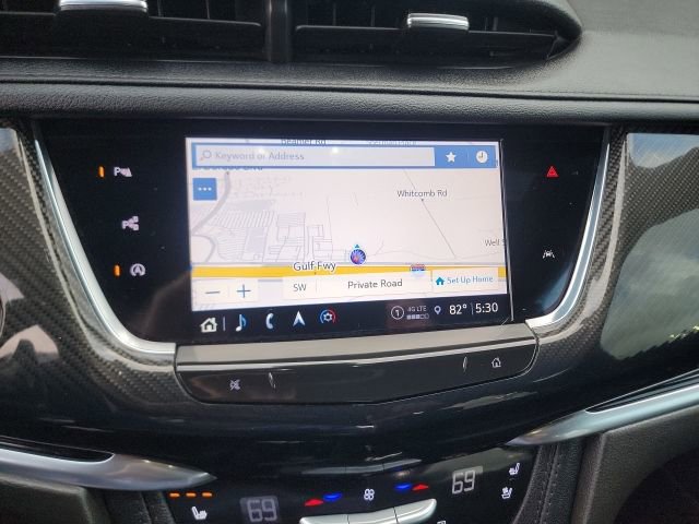 Used 2024 Cadillac XT6 Sport w/ LPO, Onyx Lite Package image 8