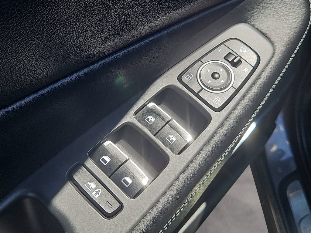 Used 2023 Hyundai Santa Fe Limited AWD/4WD image 12