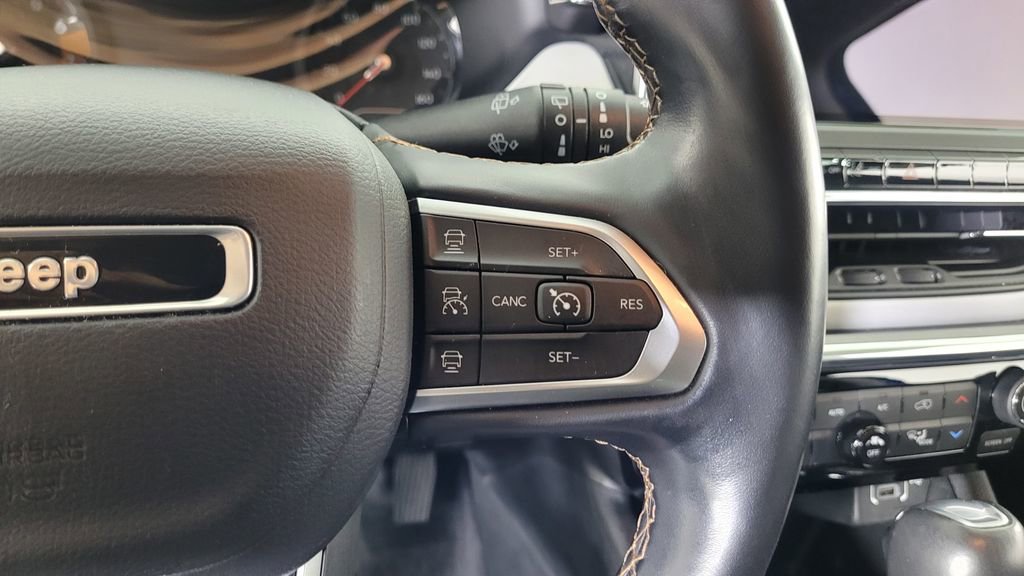 Used 2022 Jeep Compass Limited image 19