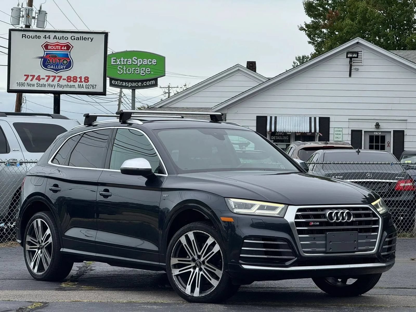 Used 2018 Audi SQ5 Premium Plus w/ Navigation Package AWD/4WD image 2